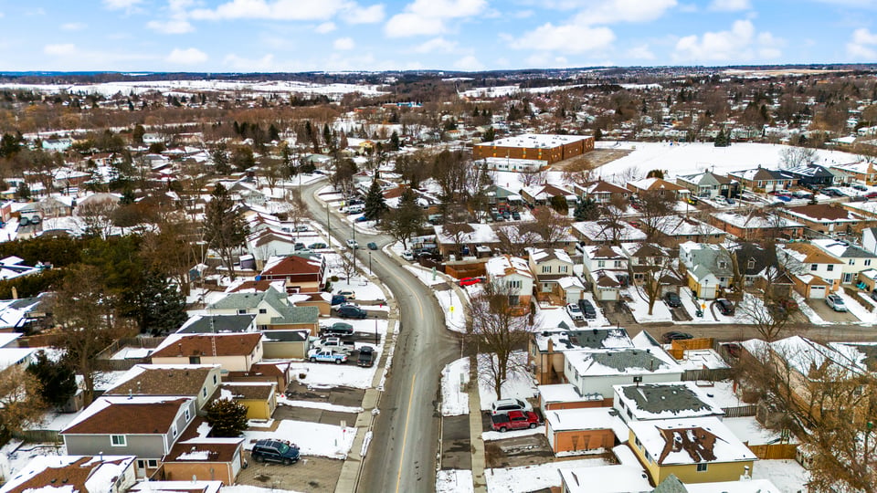 Real Estate Market Update - 2025 December Issue | Newmarket Real Estate ...