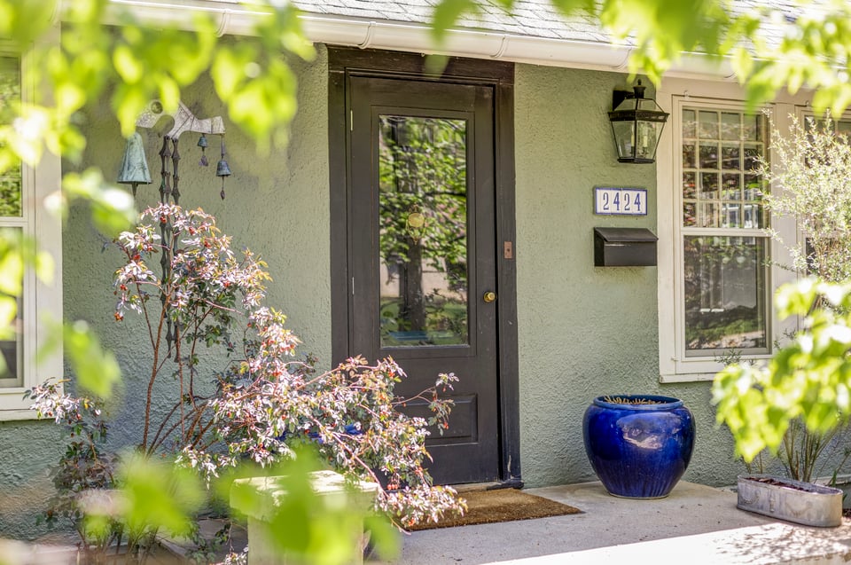 2424 4th Street