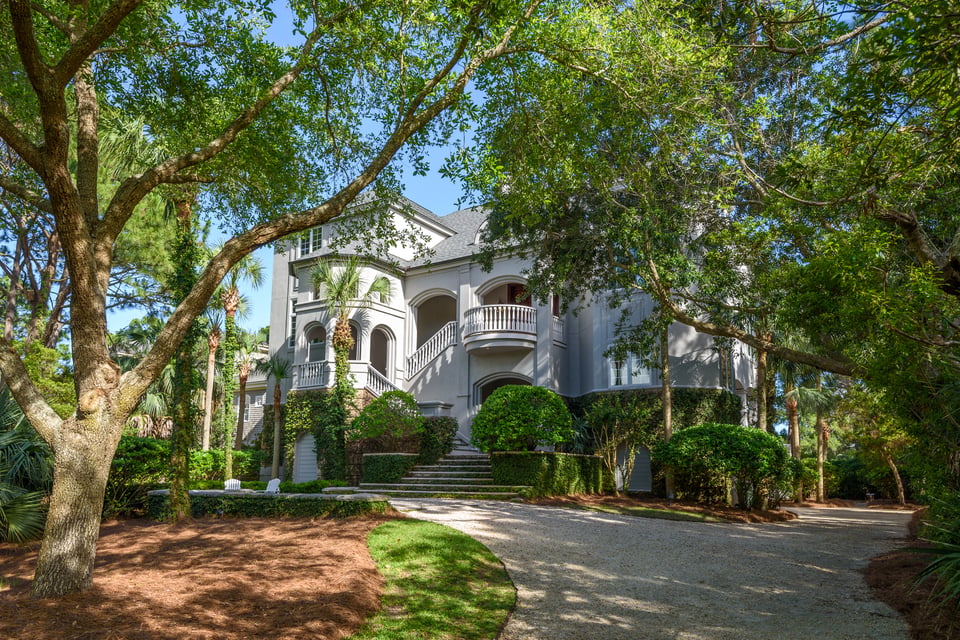 165 Flyway Drive