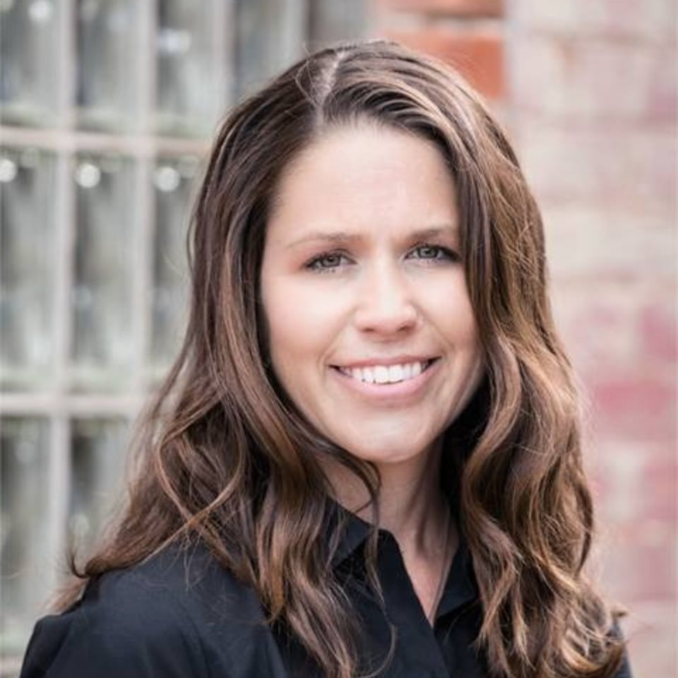 Andrea Stull