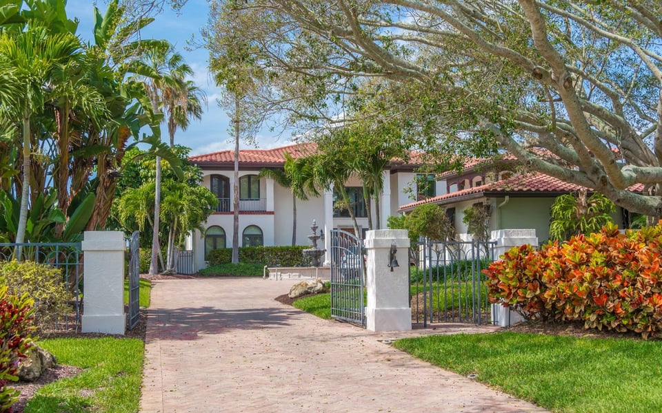 Southwest Ranches | Area Guide | The Santana Group