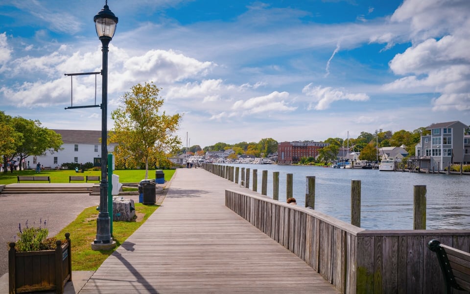 West River | Neighborhood Guide | Peninsula Properties