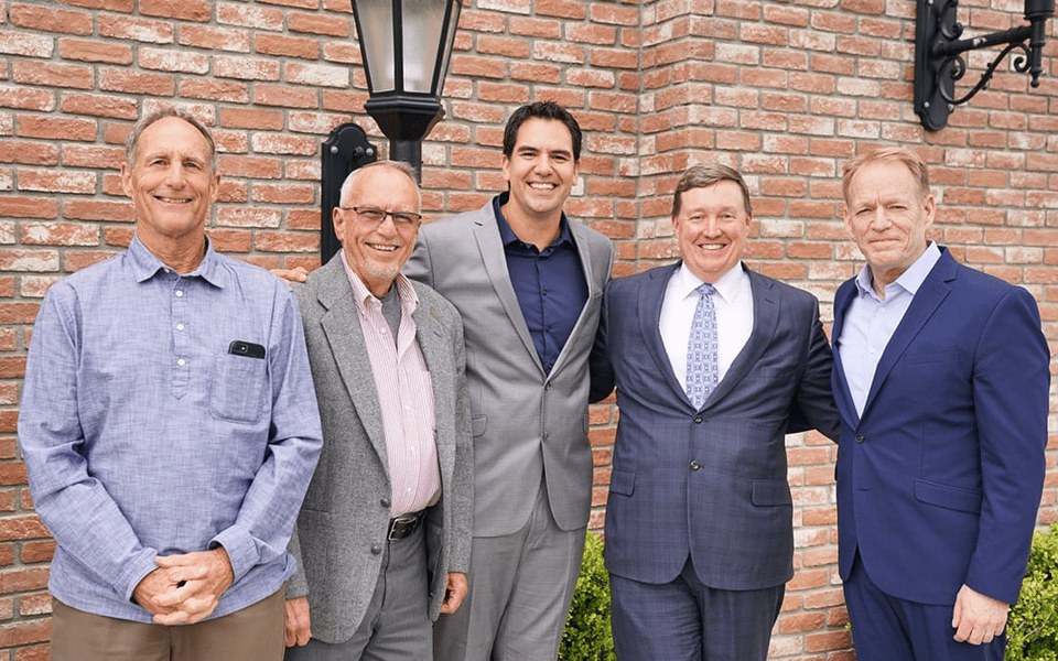 FirstTeam® Expands with 300 New Agents