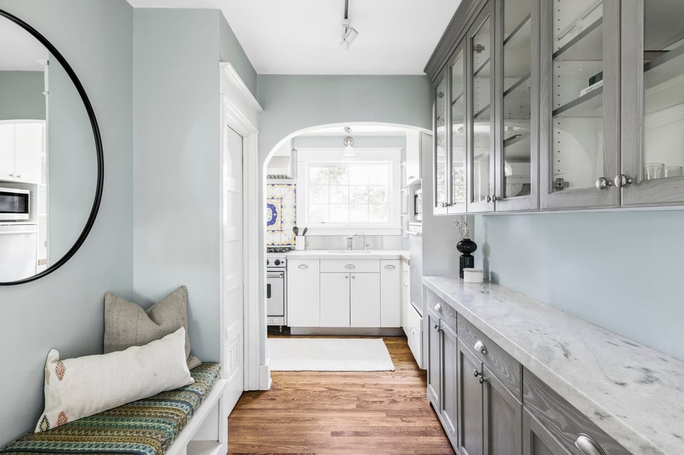 2424 4th Street