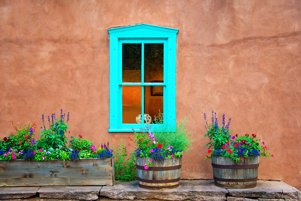 Historic Eastside Santa Fe condo lifestyle near Canyon Road