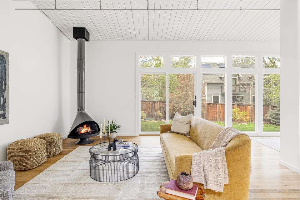 1305 Oak Court
