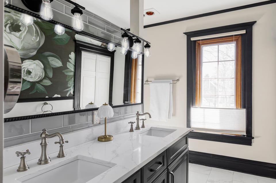 742 N Downing Street