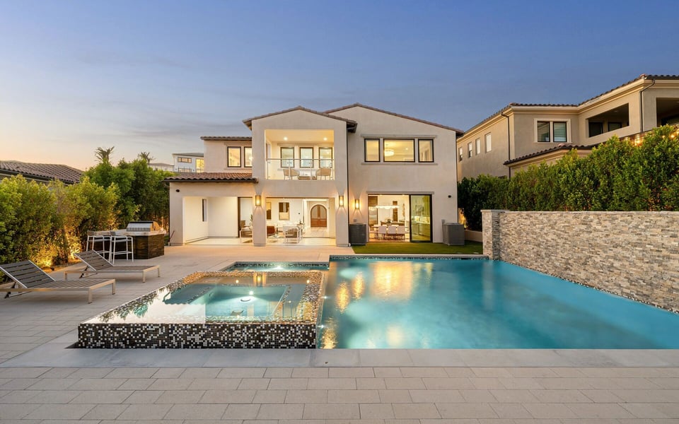 Fairfield neighborhood and golf course setting near Travis AFB