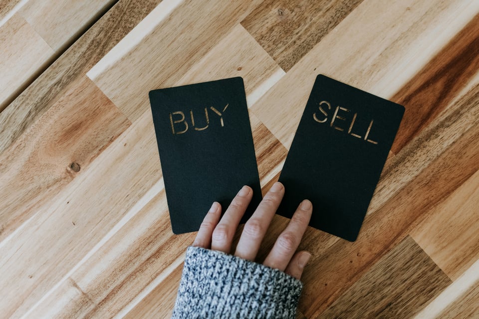 Is It Better to Sell Before or After You Buy Your Next Home in Michigan?