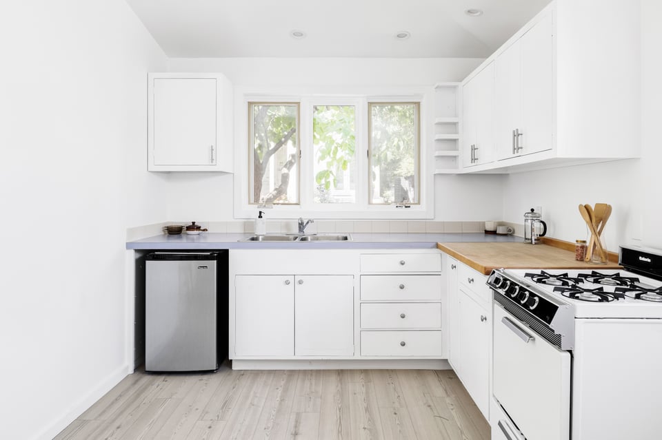 1836 Mapleton Avenue