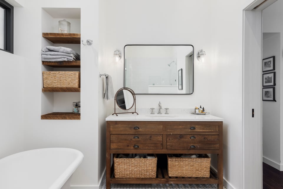 1830 Mapleton Avenue