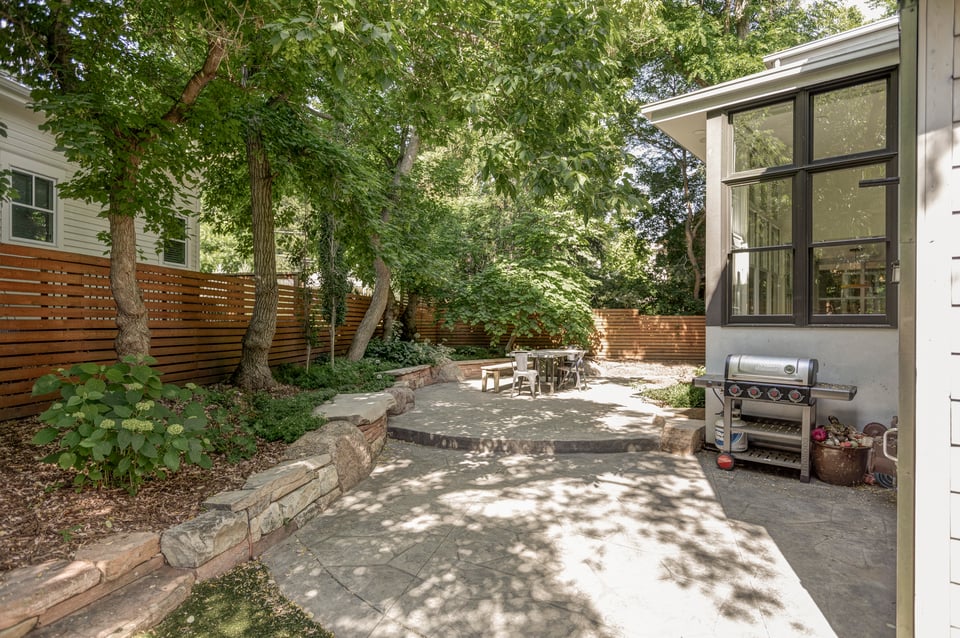 580 Pleasant Street