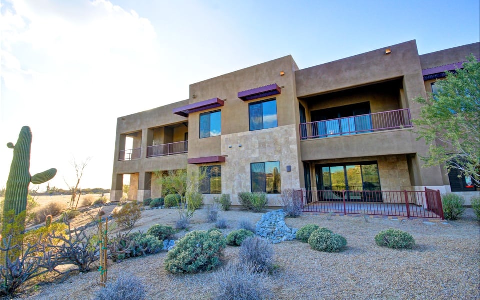 Pinnacle Pointe Townhomes & Condos | Scottsdale, AZ | Brand