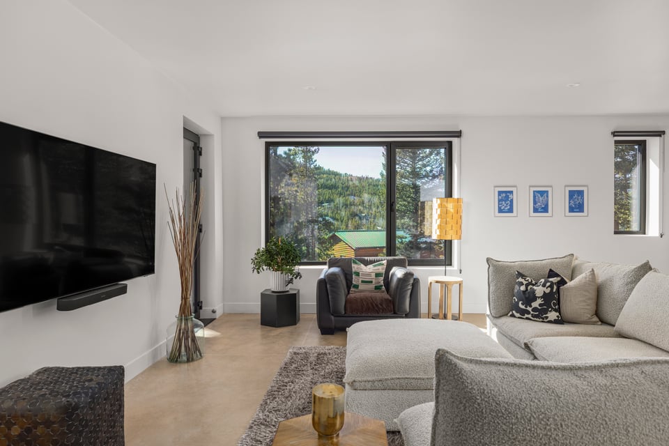 103 W Wildewood Drive