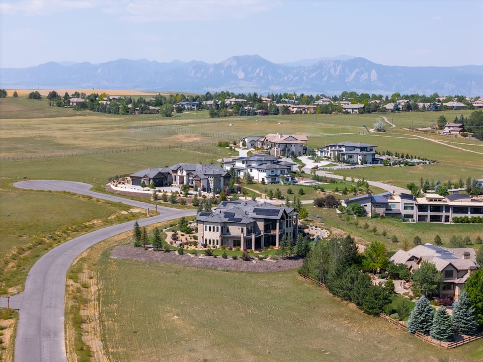 6792 Niwot Hills Drive