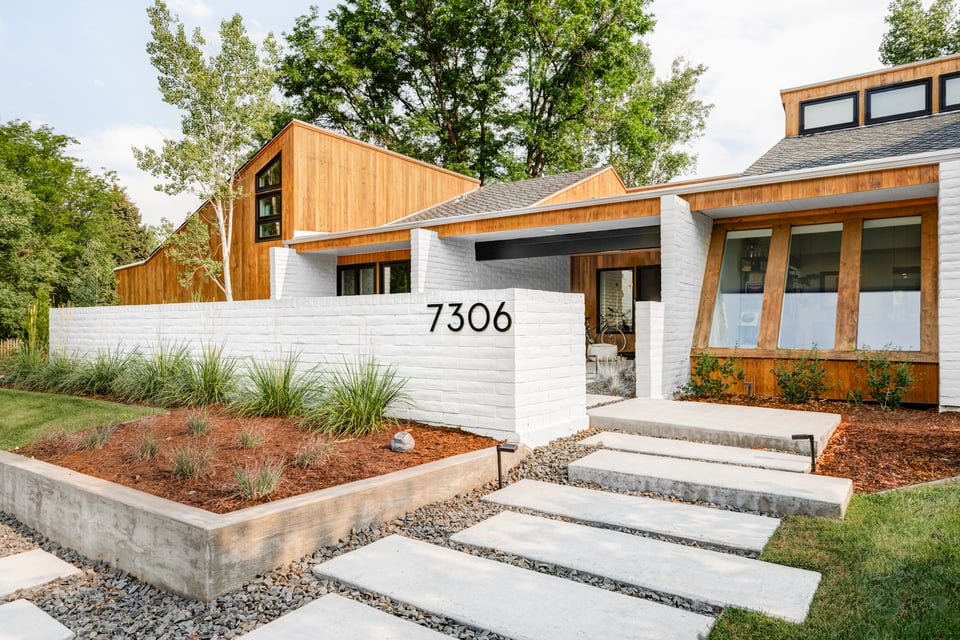7306 Island Circle
