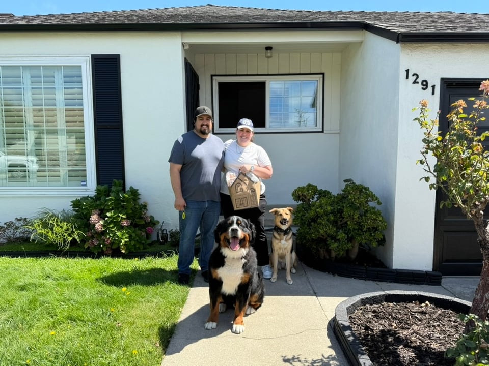 testimonial headshot