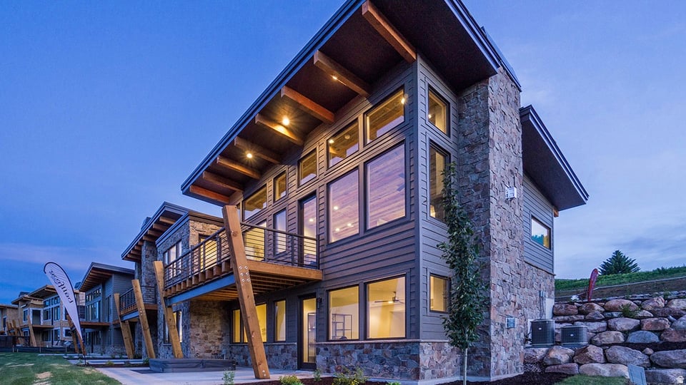Neighborhood || The Ridge Townhomes
