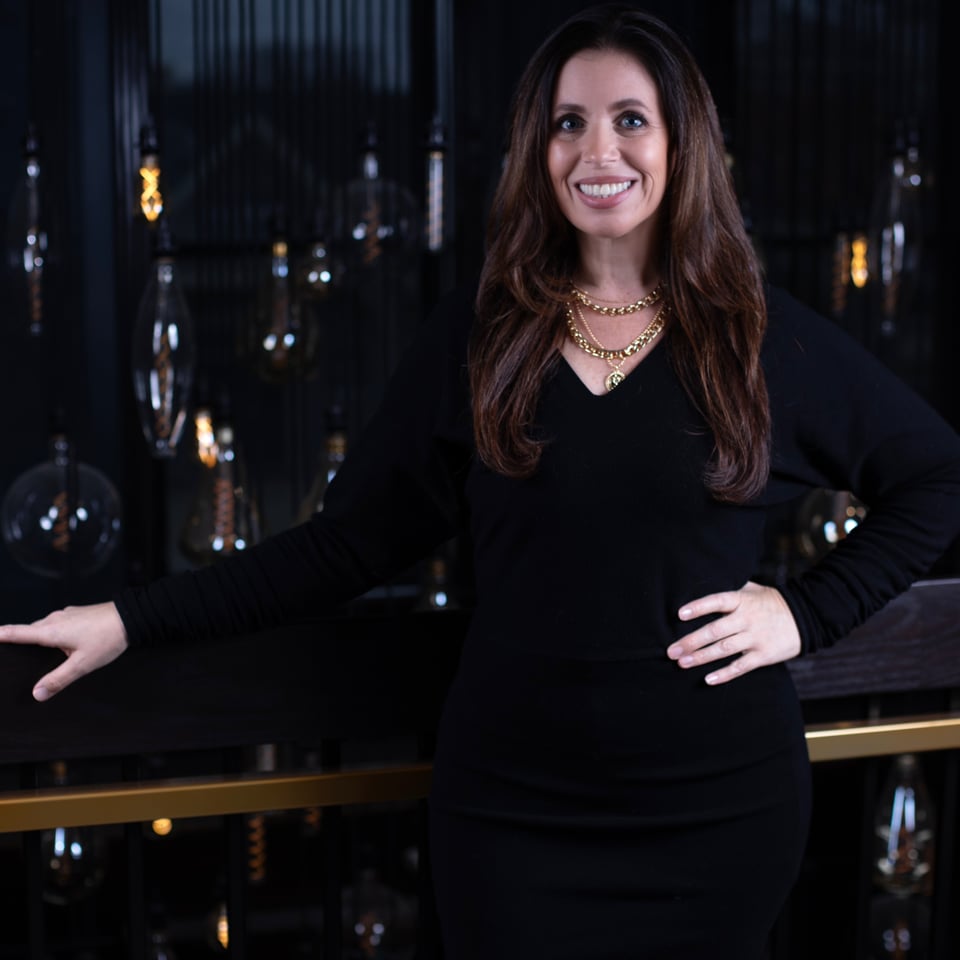 Stacy Kallas: Your Go-To Real Estate Agent for Barrington