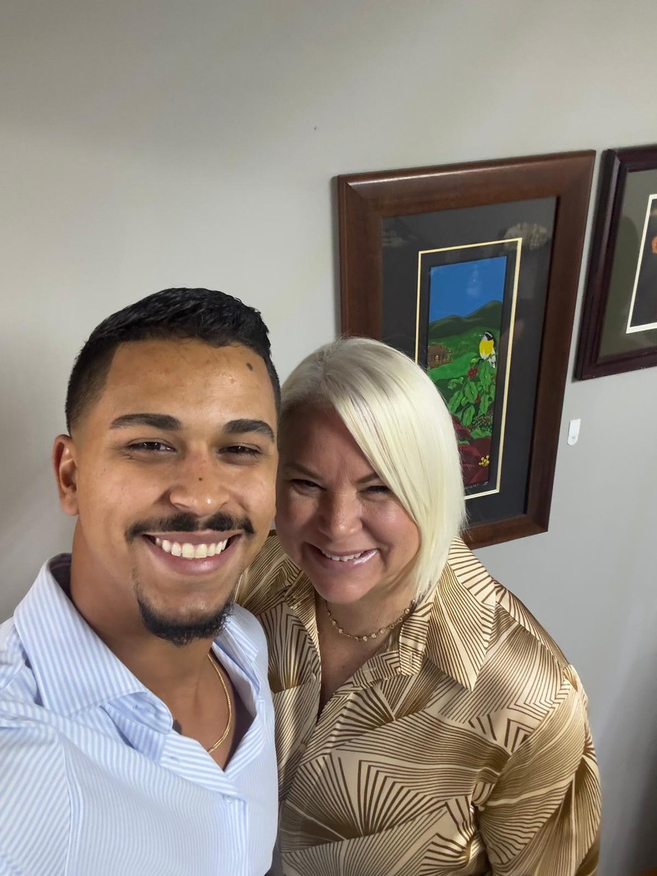 testimonial headshot