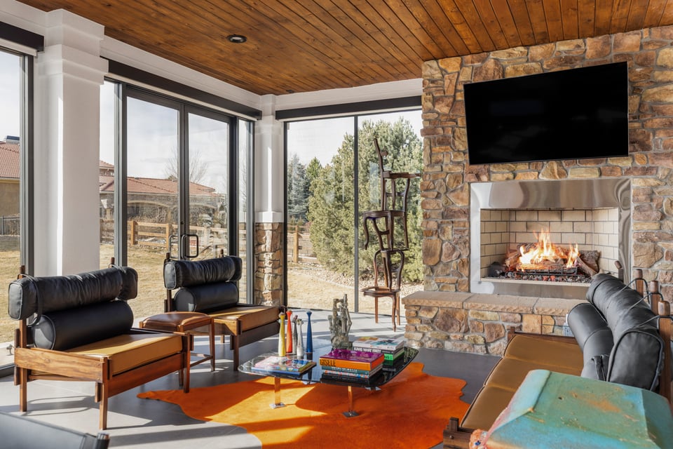 8906 Little Raven Trail