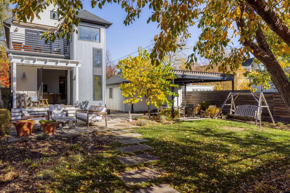 1830 Mapleton Avenue