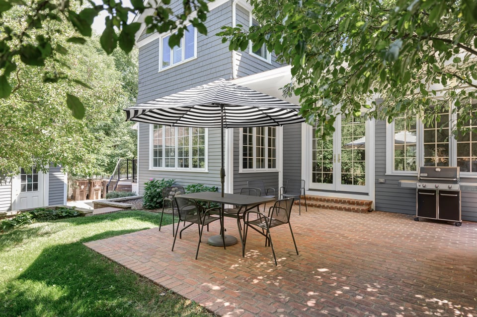 521 Hawthorn Avenue