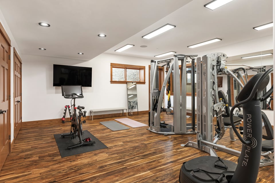 8906 Little Raven Trail