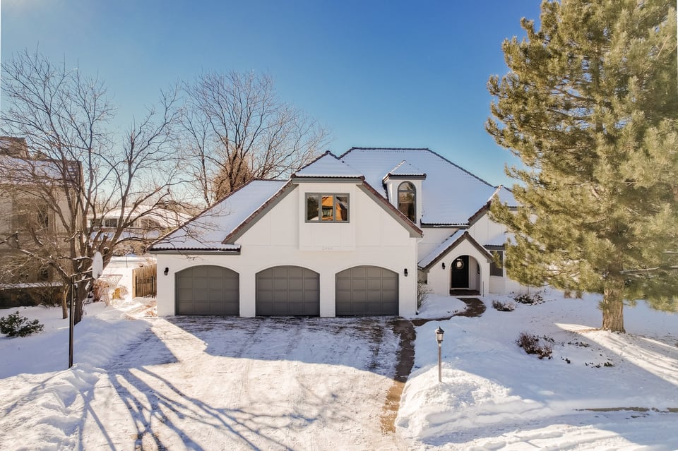 2460 Agate Lane