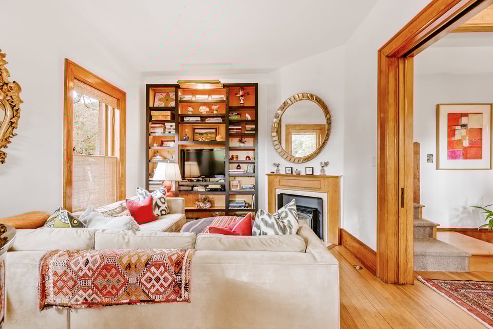 907 7th Street