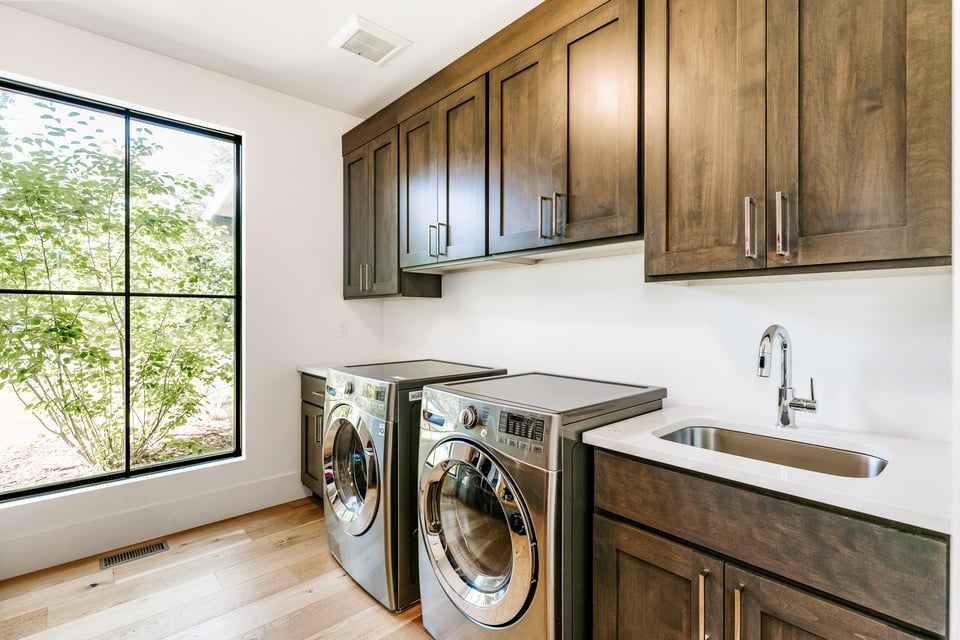 2015 Orchard Avenue