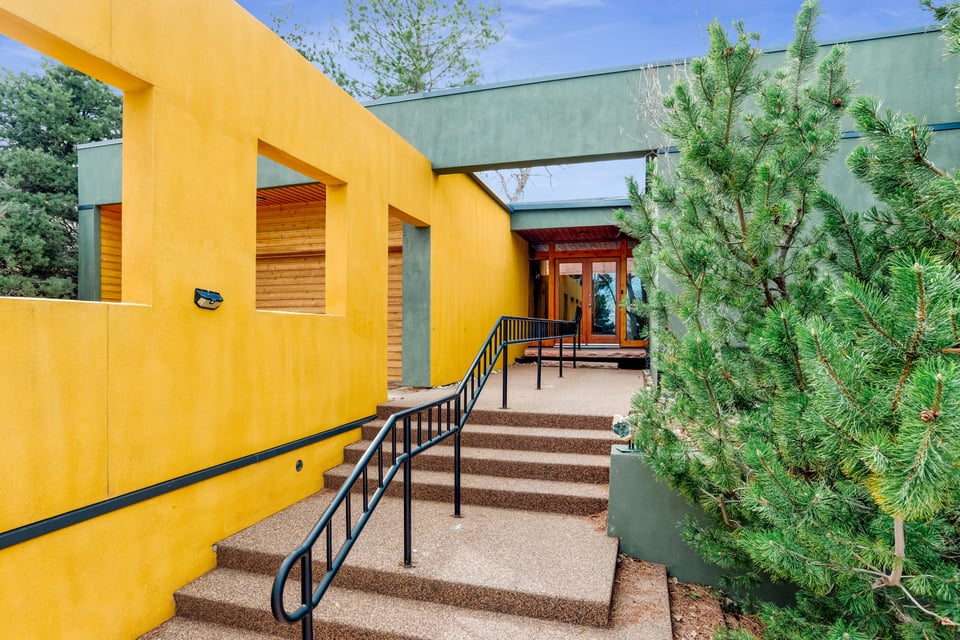 1146 Westview Drive