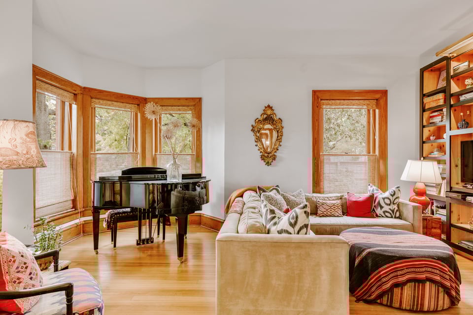 907 7th Street