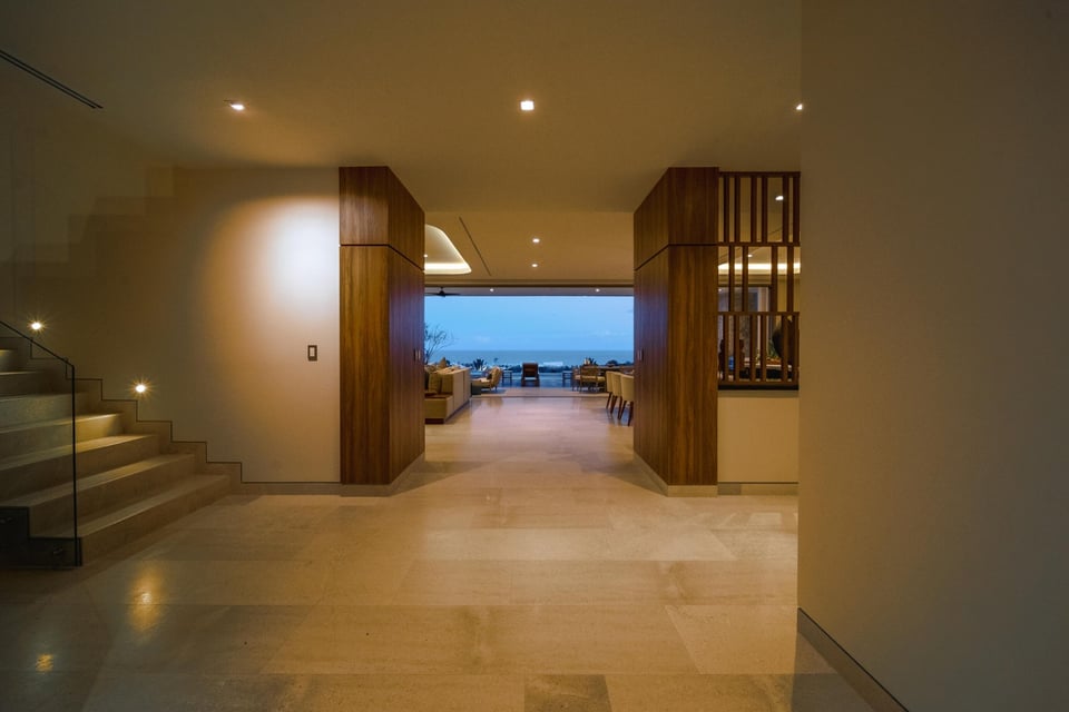 Solesta Luxury Residence 12D