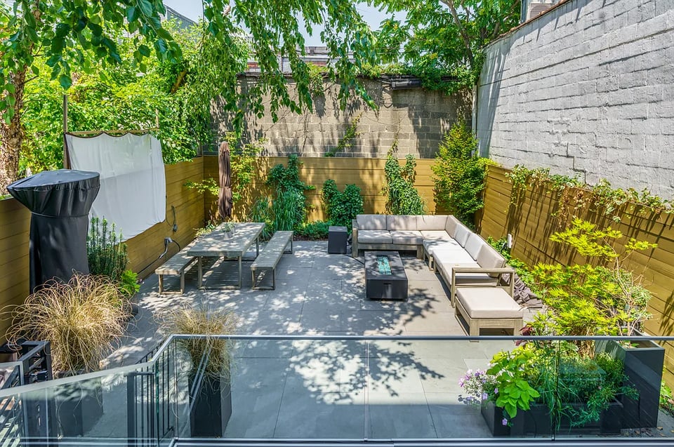 10-27 47th Rd, #1A