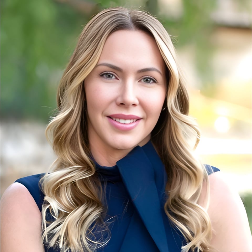 Danielle Riiber - Your Local Real Estate Agent
