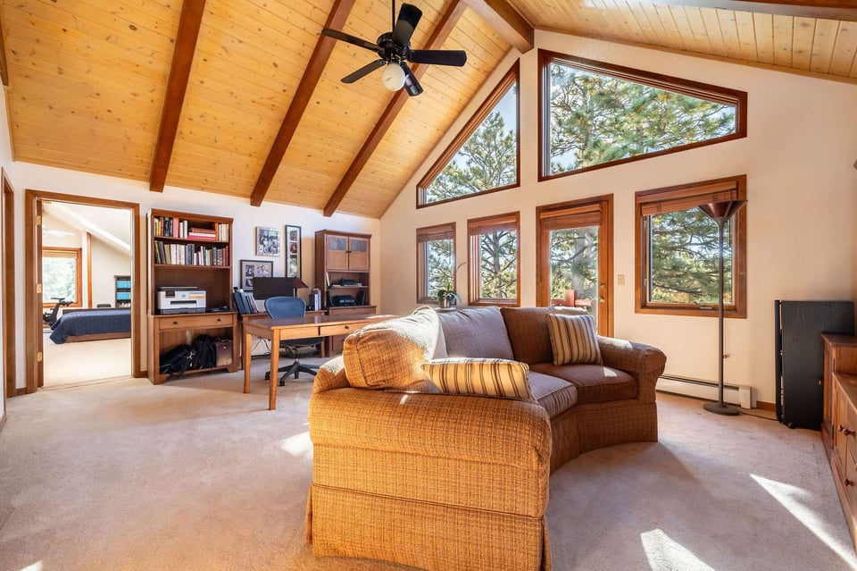 33212 Meadow Mountain Road