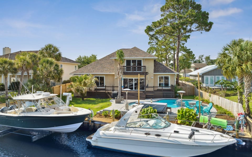 Explore Bay Point, FL Real Estate | Luxury Homes