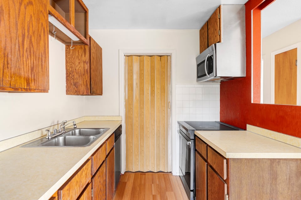 1129 Monroe Drive, Unit D