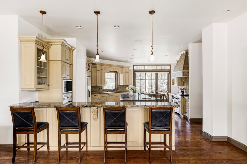 1285 Meadow Place