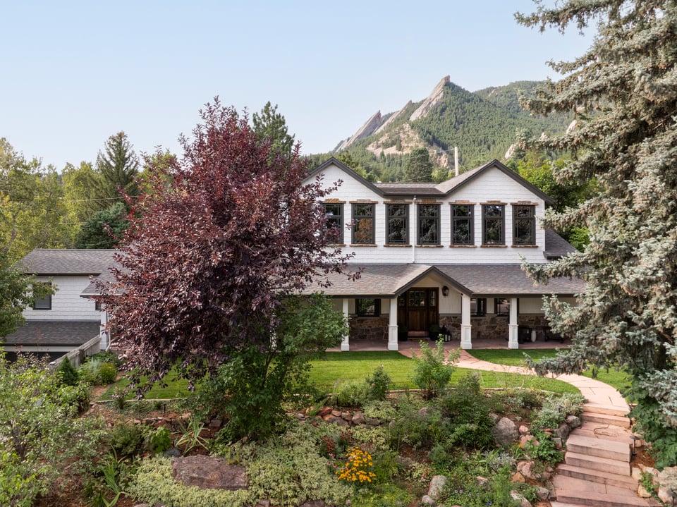 440 Christmas Tree Drive