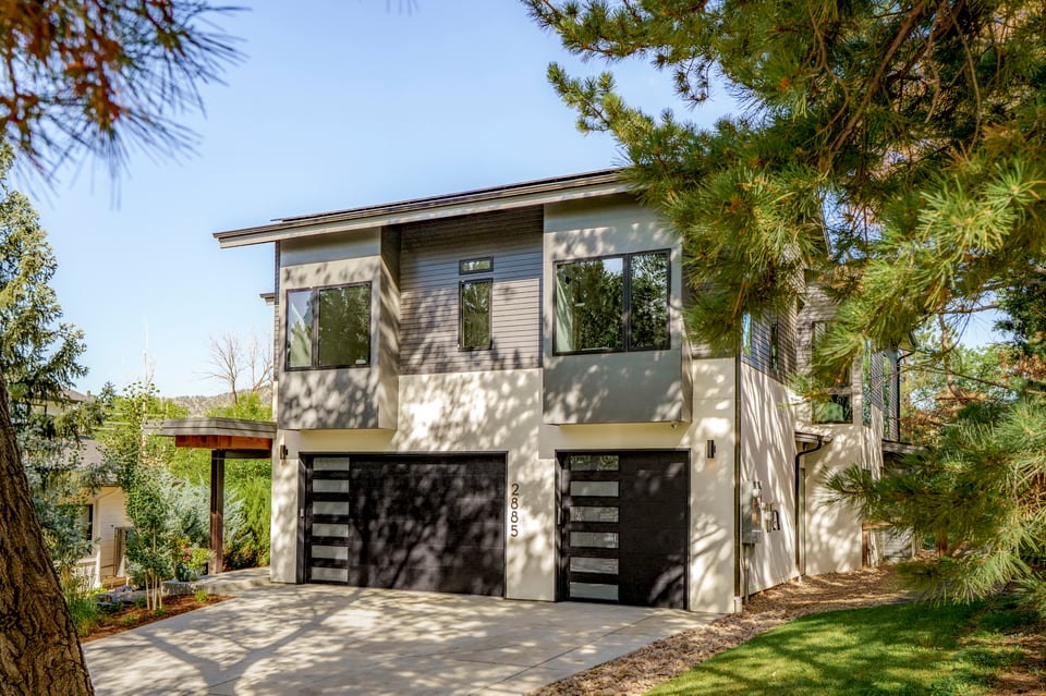 2885 Island Drive