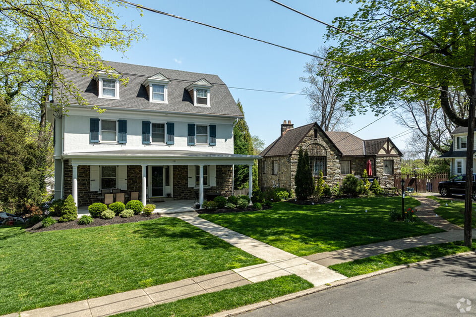 Neighborhood || Havertown