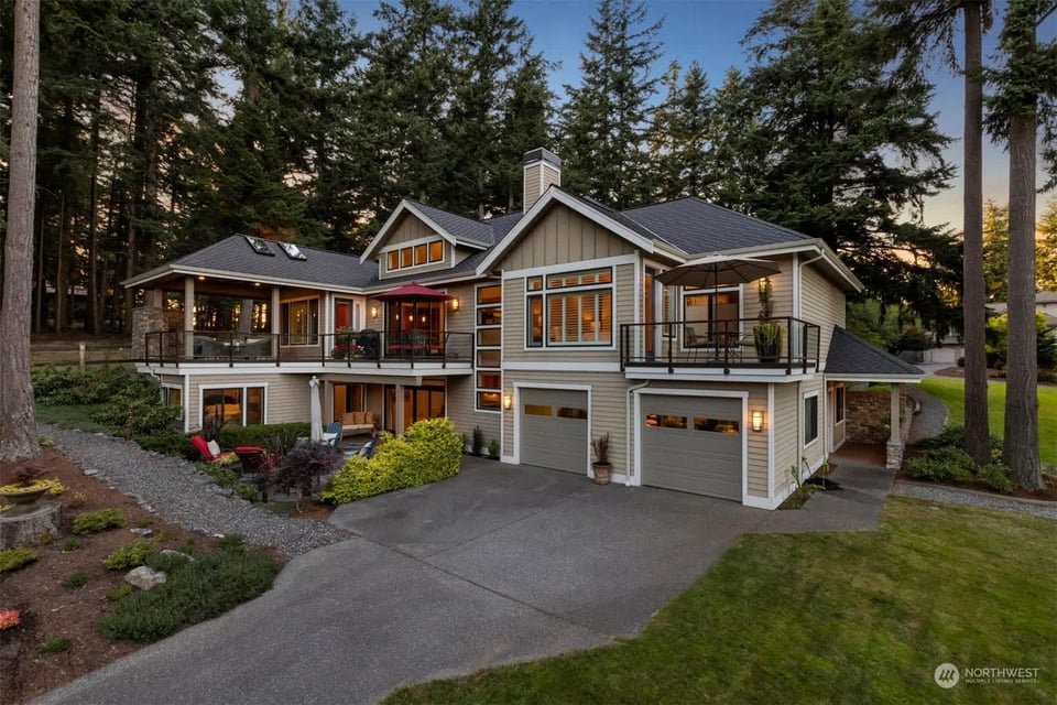 Edgemoor Bellingham Neighborhood | Luxury Homes Guide