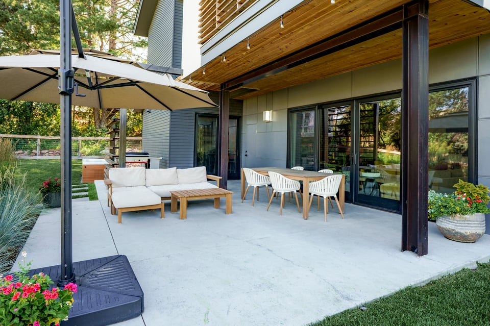 2885 Island Drive