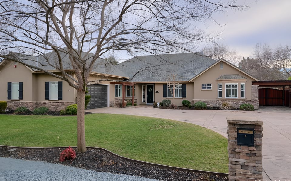 Sold in Arden Park Vista for 950,000! Represented Buyer