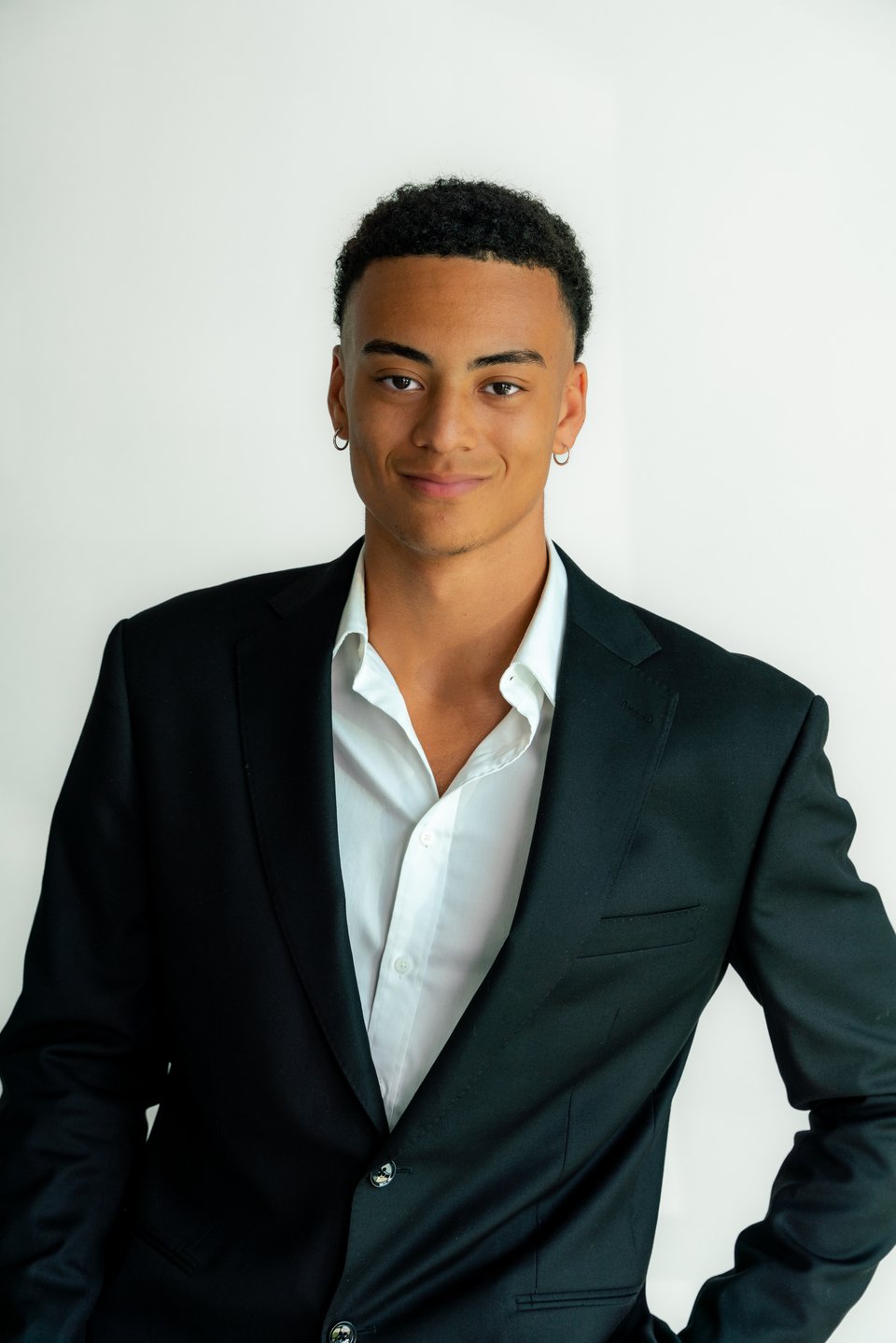 Dylan Lineberger - Luxury Austin Real Estate Agent