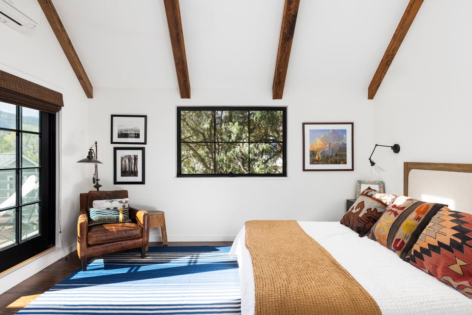 1830 Mapleton Avenue