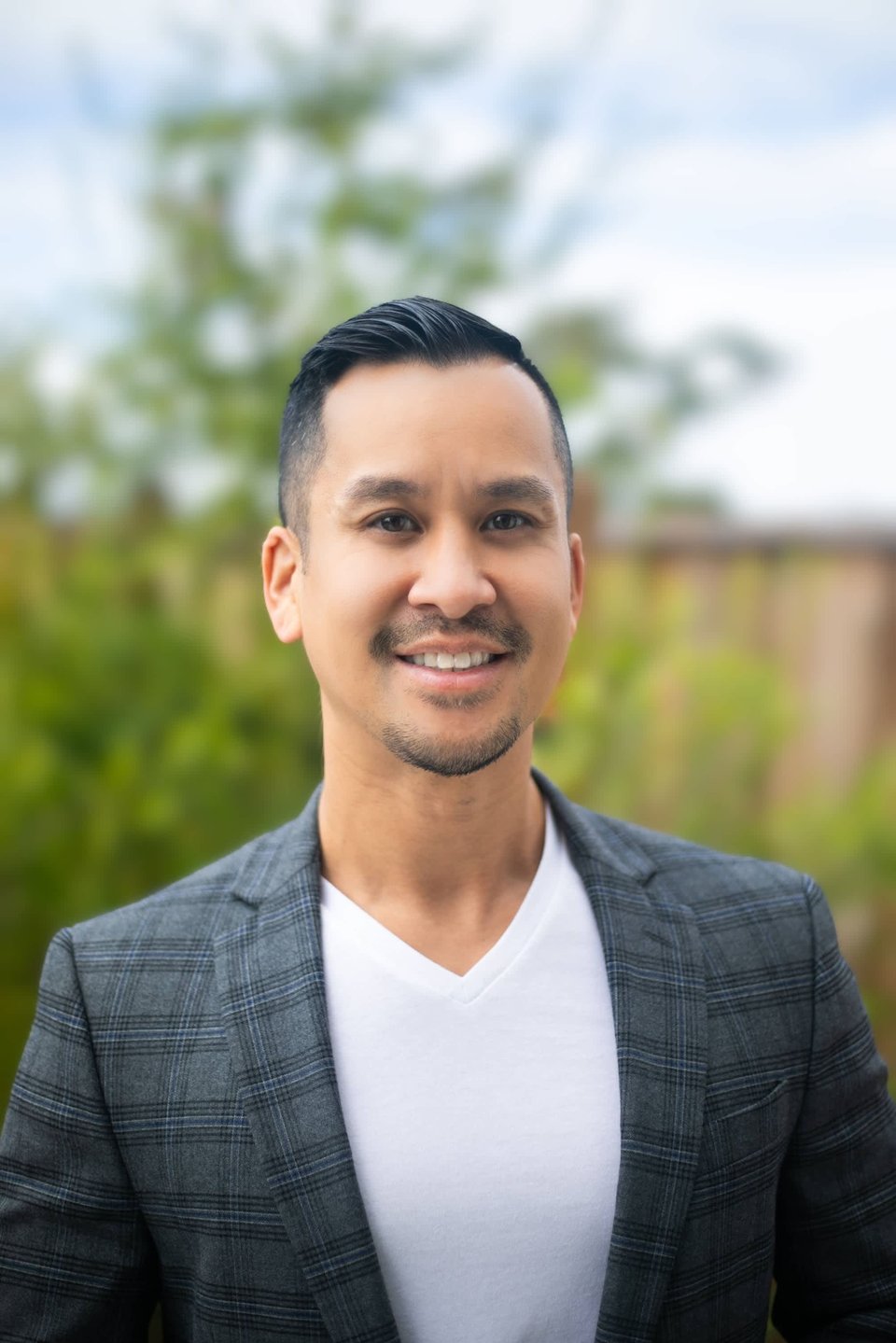 Johnny  Tran