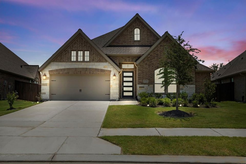Neighborhood || Iowa Colony